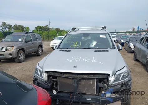 2013 Mercedes-Benz Gl 450 4Matic z USA, uszkodzony, nr VIN 4JGDF7CE2DA229176